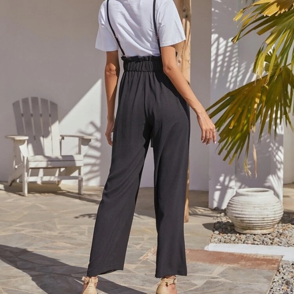 Solid Slant Pocket Belted Suspender Pants - Picture 3 of 3
